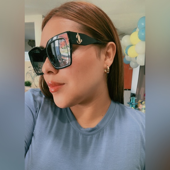 SOLD❤️✨JIMMY CHOOSE Eleni glittery sunglasses 🖤 - Picture 15 of 16